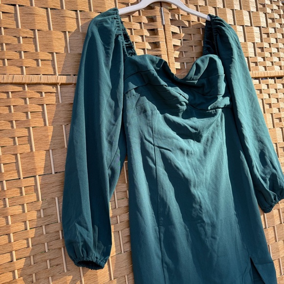 Abercrombie & Fitch Mini Emerald Green Dress Women’s Size Medium NWT - Picture 2 of 10